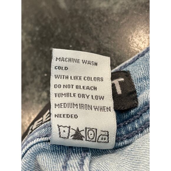 Free Planet 30X32 sustainable CO light wash jean - Picture 4 of 11